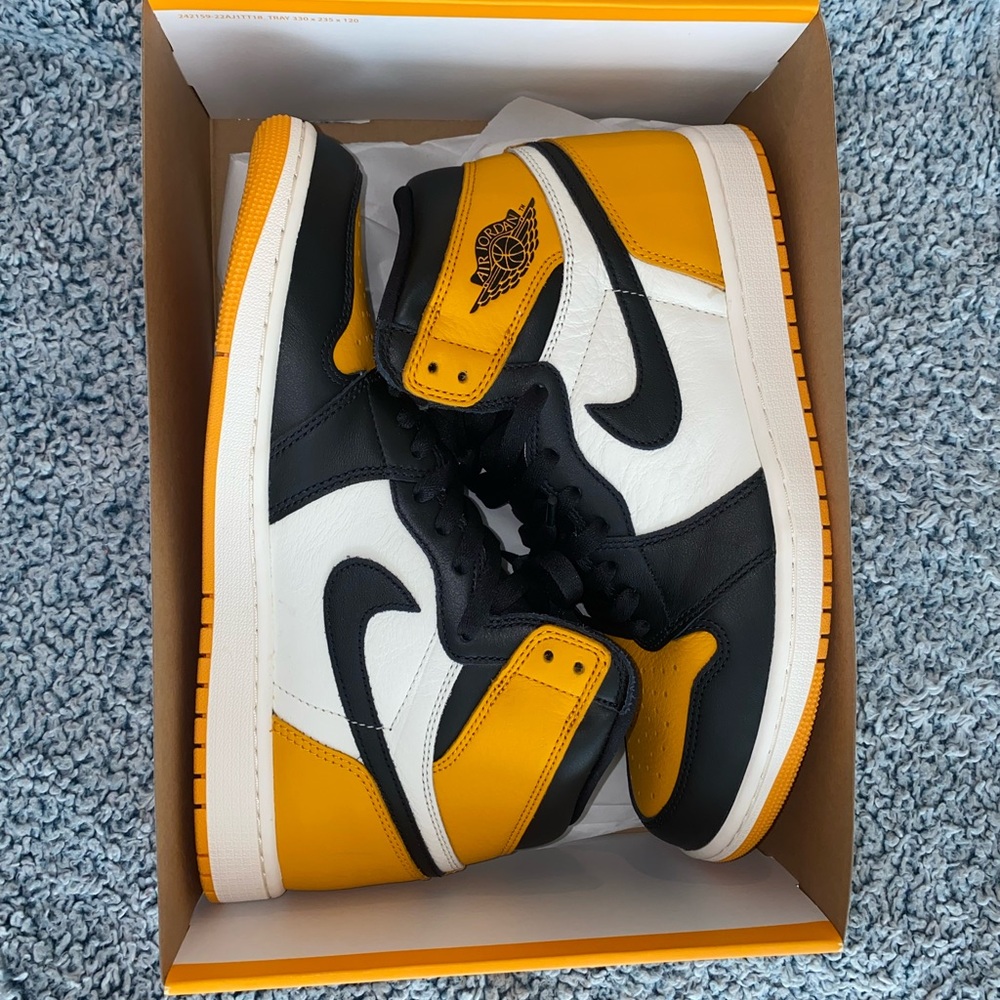 Jordan 1 Retro High OG Taxis